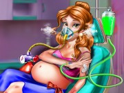 Play Beauty Mommy Accident ER Game on FOG.COM