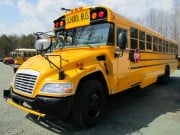 Play School Buses Puzzle Game on FOG.COM