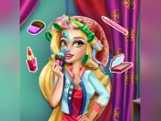 Play Gwen Winter Real Makeover Game on FOG.COM
