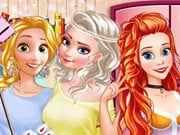 Play Princess First College Party Game on FOG.COM