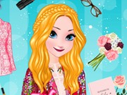 Play Elsa's Fashion Raincoat Game on FOG.COM