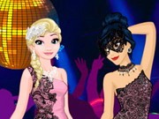 Play Princesses Hit 3 Parties A Night! Game on FOG.COM