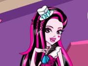 Play Draculaura's Mr Right Game on FOG.COM