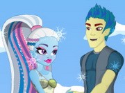 Play Monster High Abbey Dress Up Game on FOG.COM