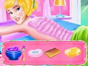 Play Princesses Beauty Salon Game on FOG.COM