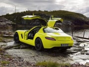 Play Mercedes-Benz SLS E-Cell  Puzzle Game on FOG.COM