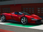 Play Ferrari Daytona SP3 Slide Game on FOG.COM