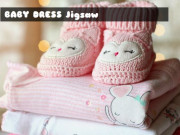 Play Baby Dress Jigsaw Game on FOG.COM
