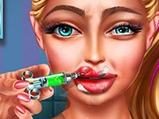 Play Super Doll Lips Injections Game on FOG.COM