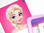 Play Princesses Photography Contest Game on FOG.COM