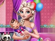 Play Mommy Newborn Care Game on FOG.COM