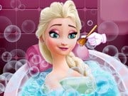 Play Elsa Beauty Bath Game on FOG.COM