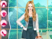 Play Helen Classic Dungarees Dress Game on FOG.COM