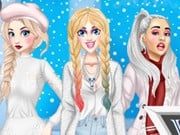 Play Winter White Outfits Game on FOG.COM