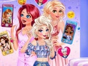 Play Princesses Love Profile Game on FOG.COM