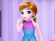 Play Baby Princess Mia Bathe Game on FOG.COM