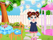 Play Baby Taylor Backyard Decorating Game on FOG.COM
